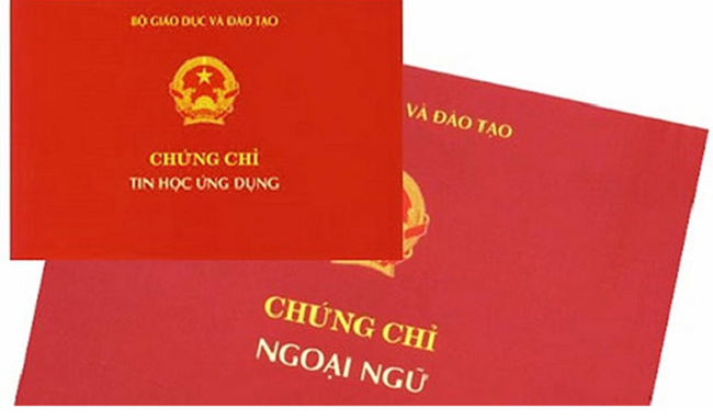 Bộ Nội vụ đề nghị bỏ chứng chỉ ngoại ngữ, tin học