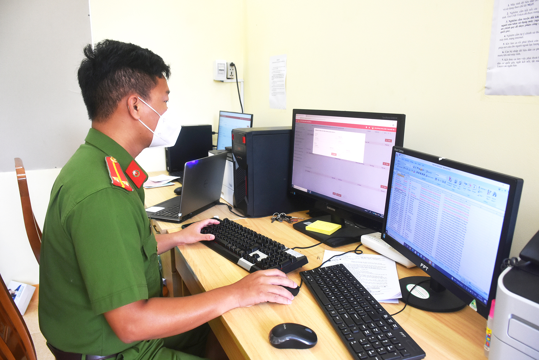 Bà Rịa - Vũng Tàu cập nhật thông tin tiêm vắc xin COVID-19 vào căn cước công dân gắn chíp
