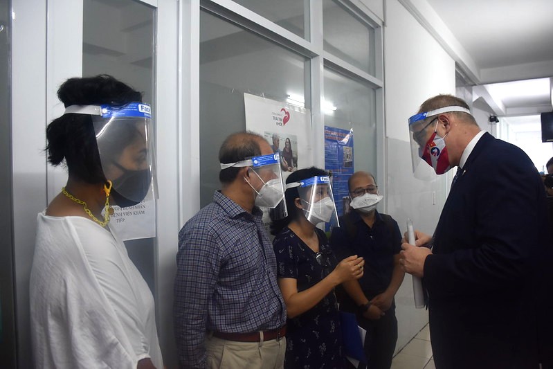 Người dân TP HCM được chụp X-quang phổi miễn phí khi đi tiêm vaccine COVID-19