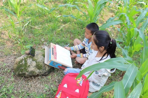 Đồng hành cùng học sinh nghèo vượt qua dịch COVID-19