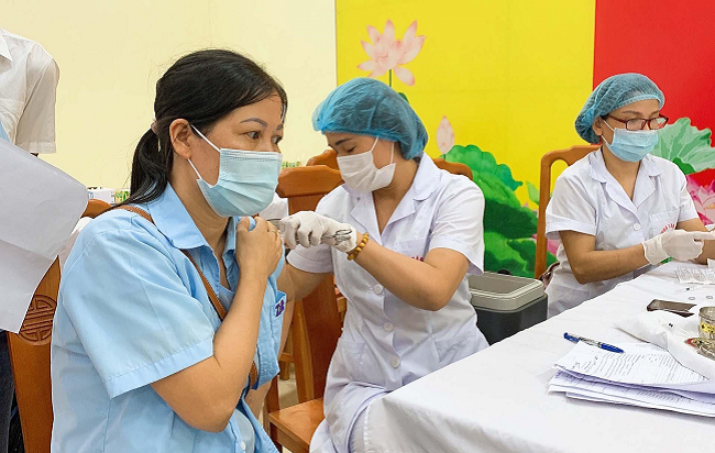 Phú Thọ 186 công nhân tại các khu công nghiệp nhiễm COVID-19