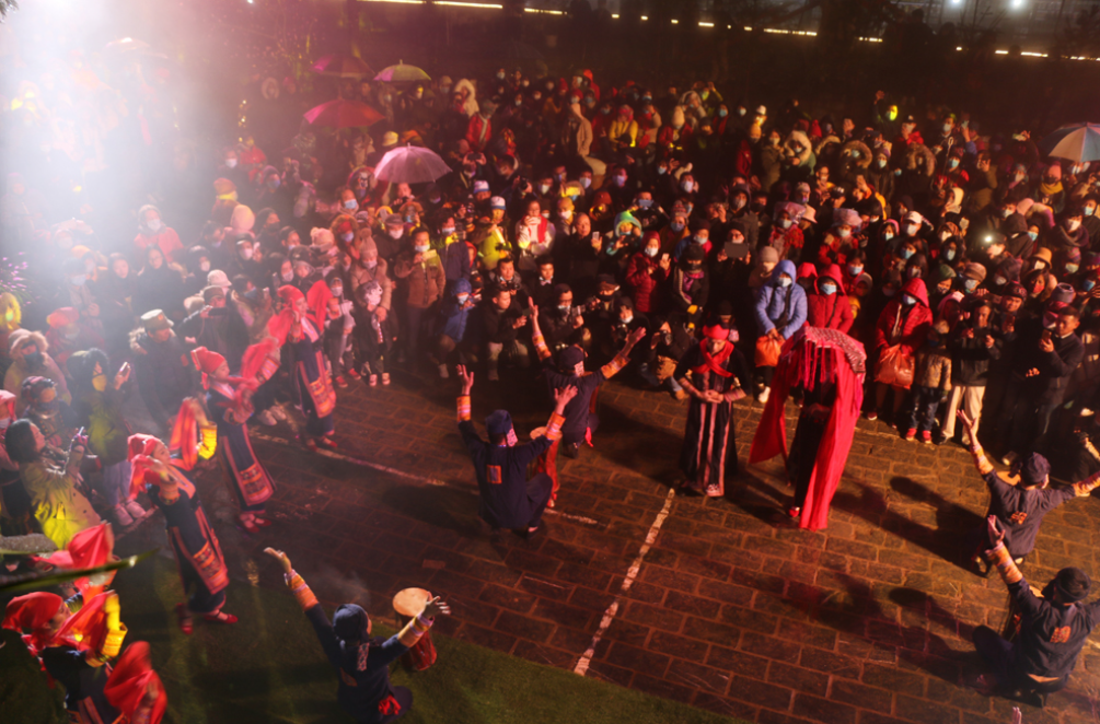 Tái hiện không gian  Chợ tình SaPa