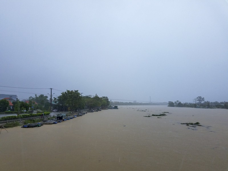 Thừa Thiên – Huế Mưa trên diện rộng, mực nước trên sông Bồ và sông Hương ở mức báo động 1