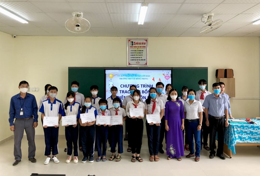 EVNSPC đồng hành, chia sẻ mọi khó khăn trong đại dịch