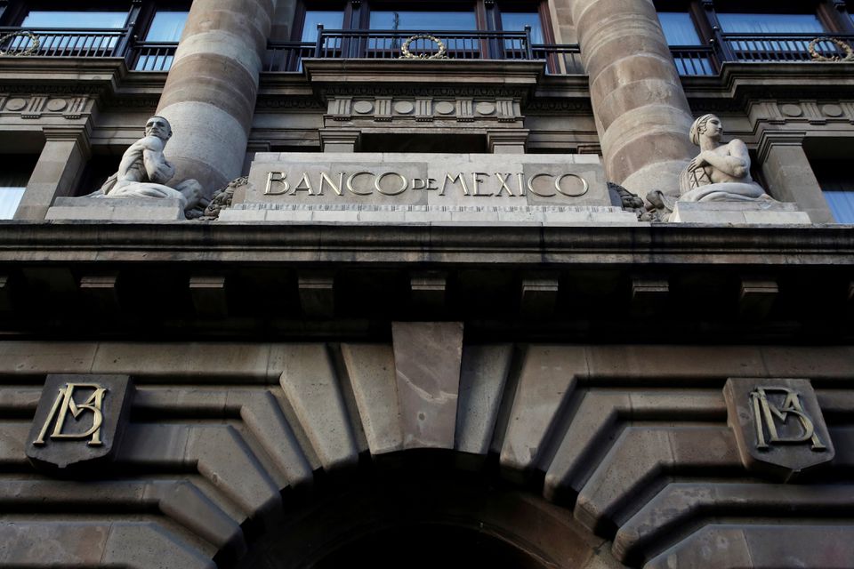 Ngân hàng Trung ương Mexico tiếp tục nâng lãi suất cơ bản