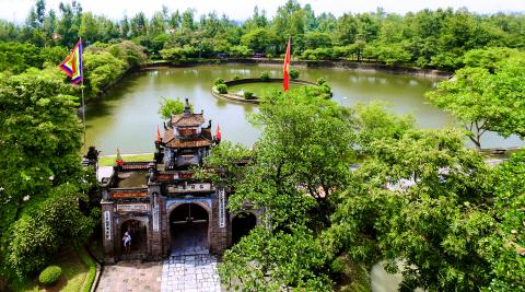 Công nhận điểm du lịch Di tích quốc gia đặc biệt Cổ Loa