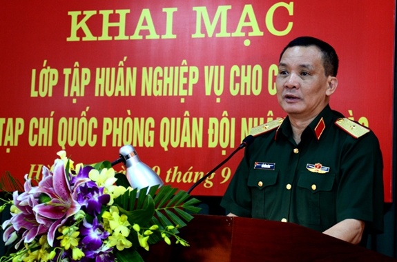 Tạp chí Quốc phòng toàn dân với việc đấu tranh chống quan điểm sai trái, thù địch