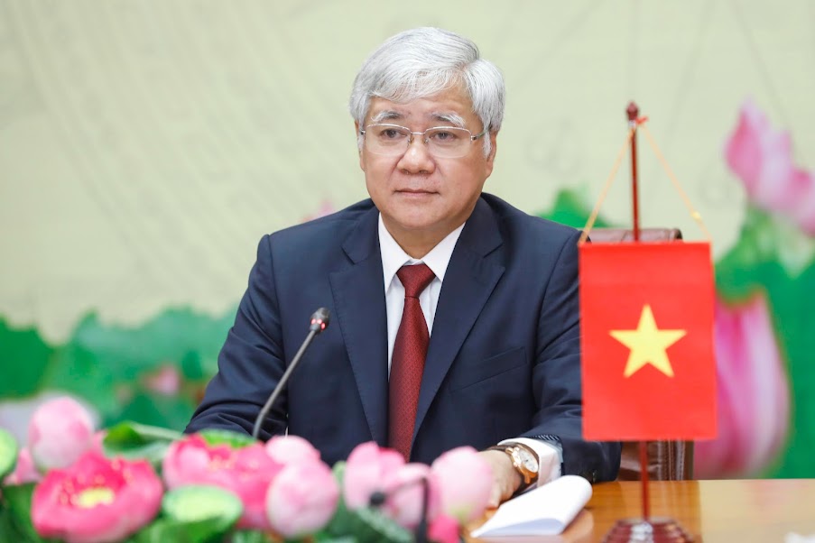 Phát huy, lưu truyền tinh thần đại đoàn kết toàn dân tộc trong mọi hoàn cảnh, tình huống