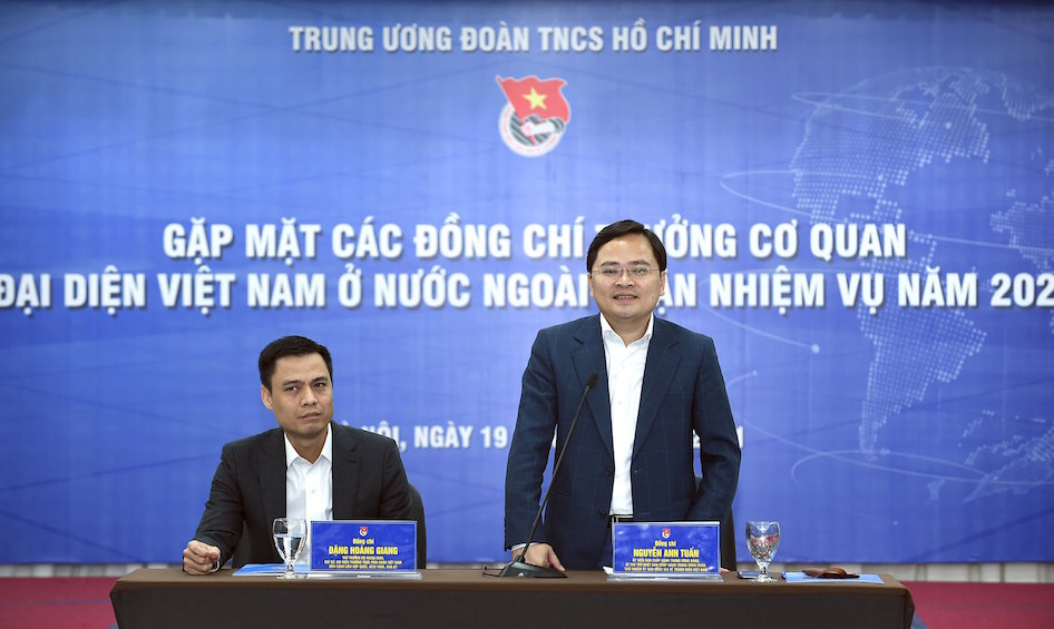 Tăng cường phối hợp trong đoàn kết, tập hợp người Việt Nam ở nước ngoài