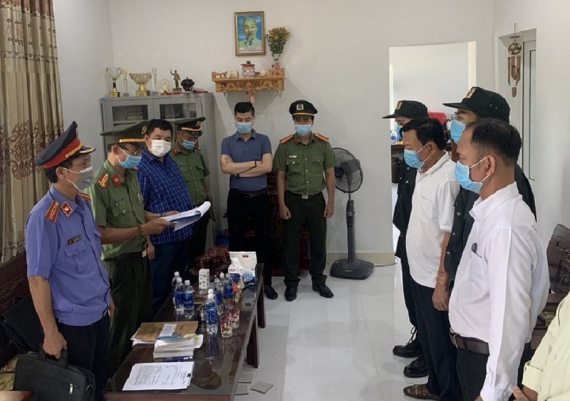 Hà Nội cho học sinh lớp 9 ở 17 huyện, thị xã đến trường