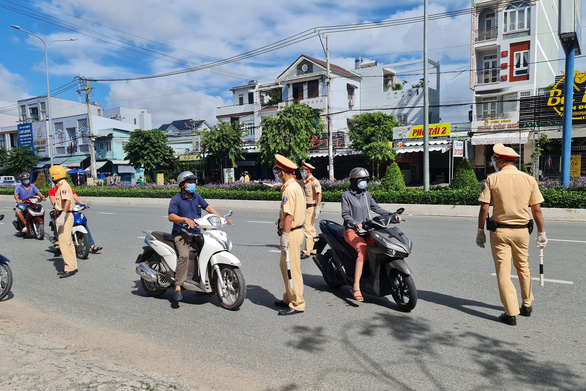 Bảo đảm TTATGT đi đôi với phòng, chống dịch hiệu quả