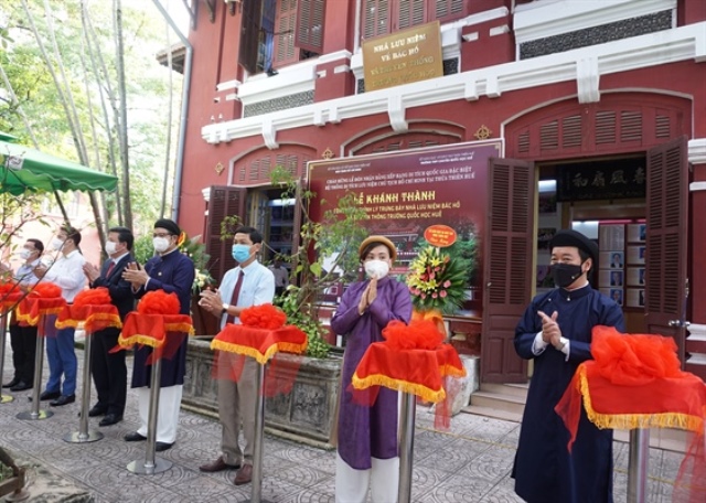 Khánh thành công trình trưng bày Nhà lưu niệm Bác Hồ