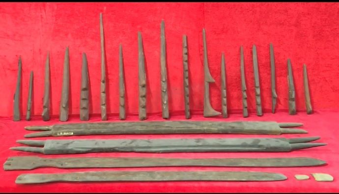 Bộ dụng cụ dệt bằng gỗ Phú Chánh của tỉnh Bình Dương là bảo vật quốc gia