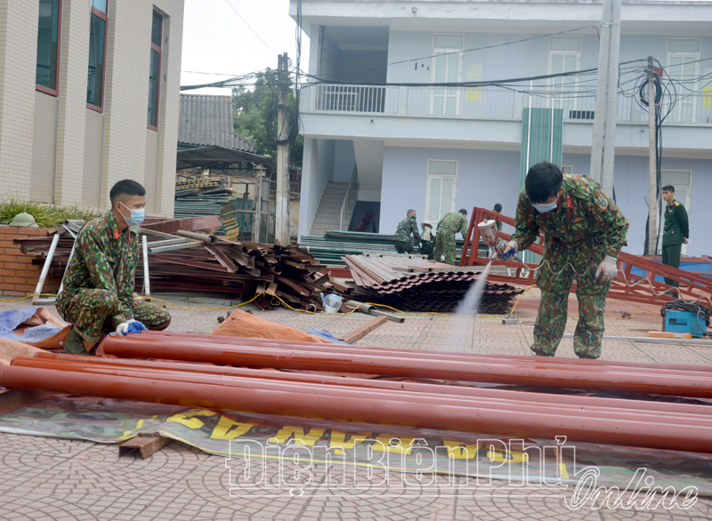 Bộ CHQS tỉnh Điện Biên hỗ trợ xây lắp nhà bán trú cho học sinh nghèo