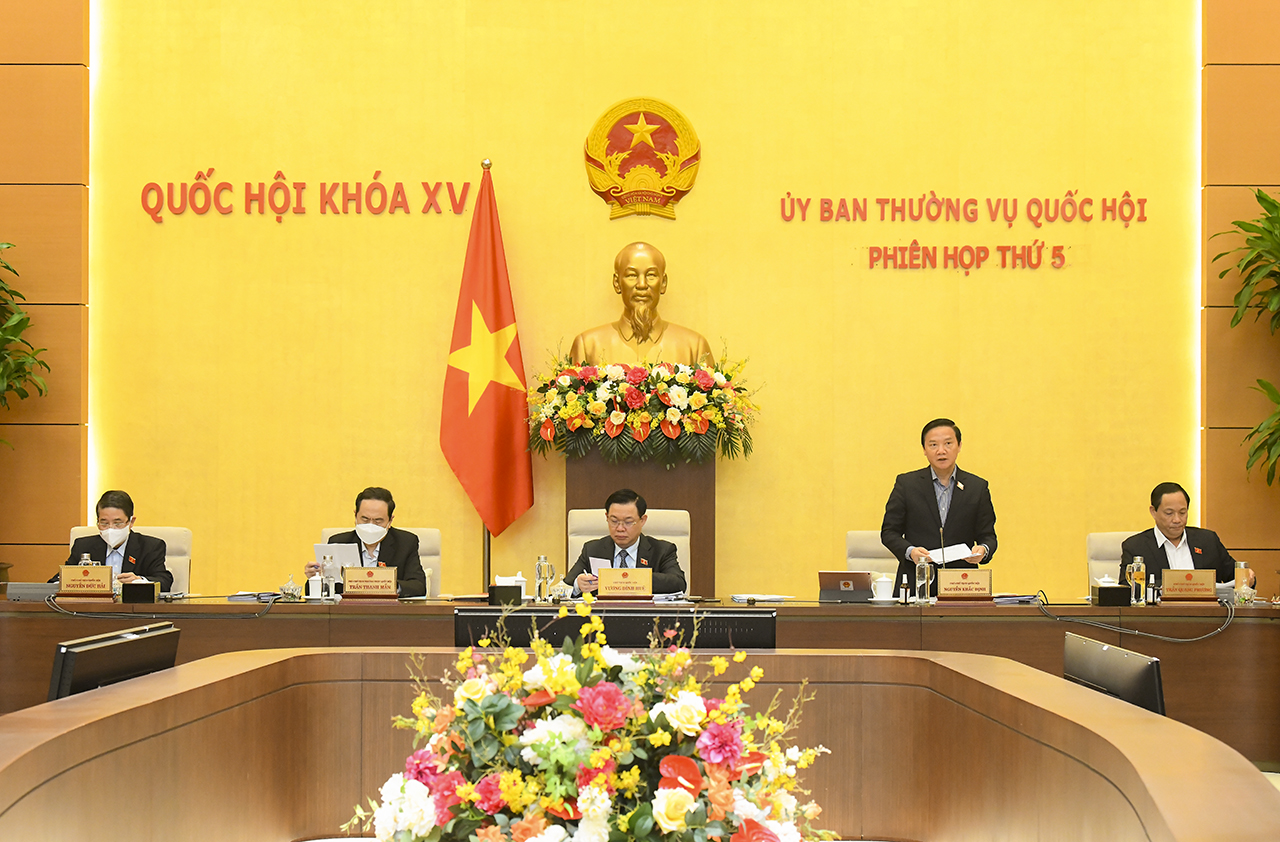 Tiếp tục bổ sung, hoàn thiện hồ sơ dự án Luật Khám bệnh, chữa bệnh sửa đổi