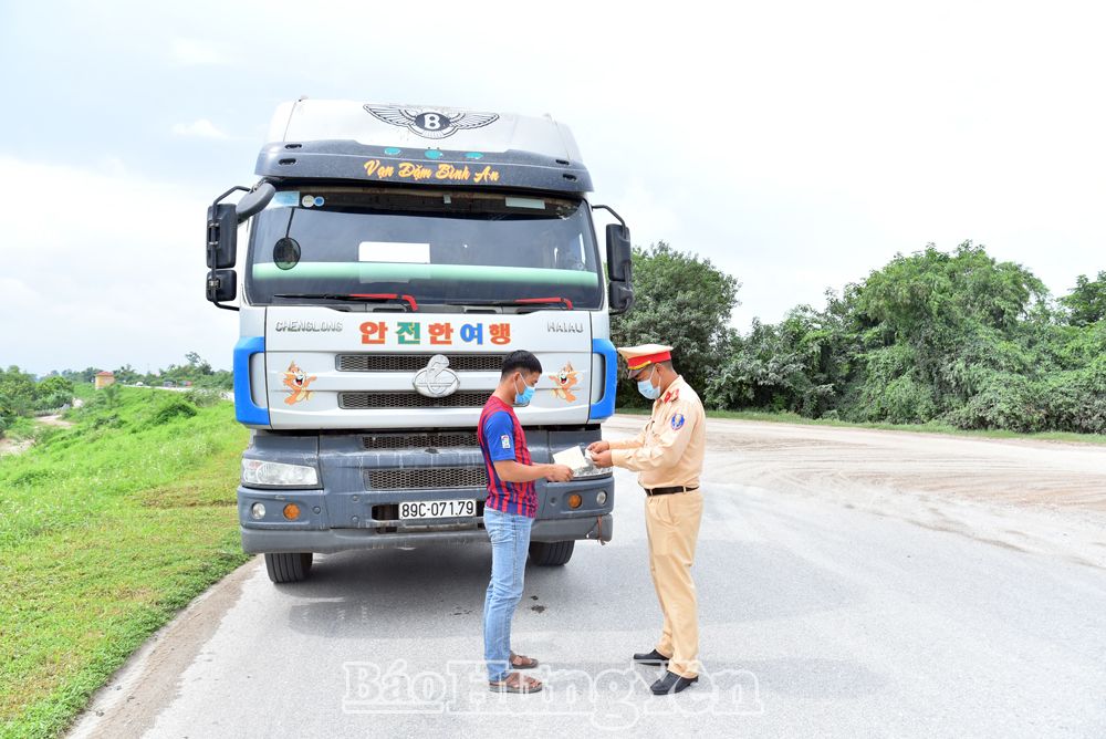 Hưng Yên đảm bảo trật tự an toàn giao thông trong trong những tháng cuối năm