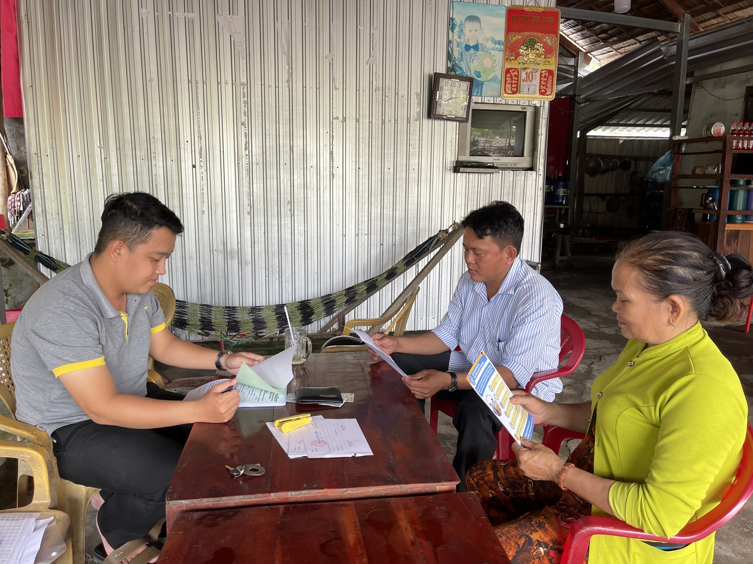 Phát triển bảo hiểm xã hội tự nguyện ở xã Hỏa Tiến TP Vị Thanh