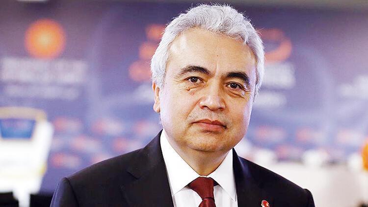 IEA hối thúc OPEC+ hành động để giúp hạ giá dầu