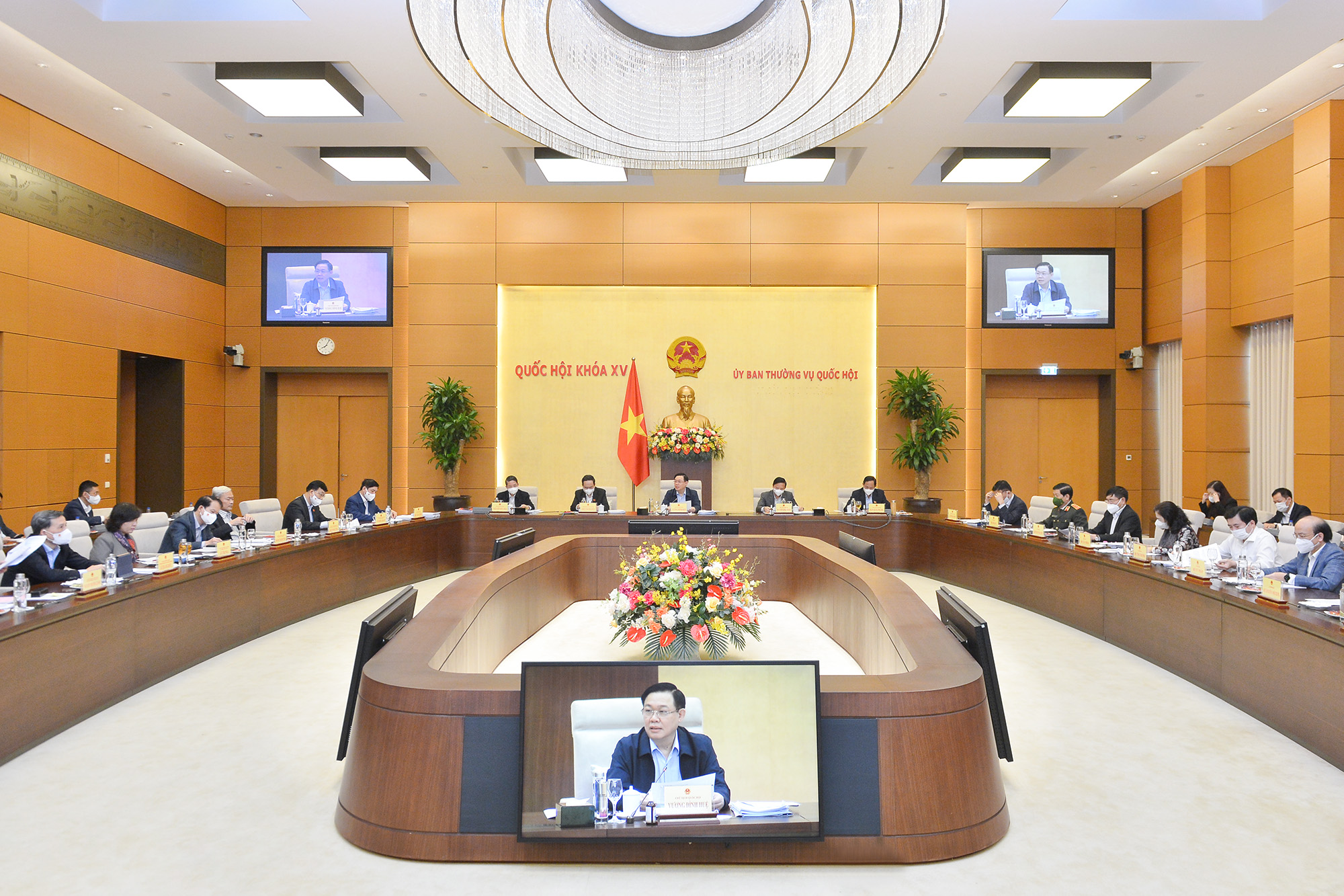 Chuẩn bị các nội dung trình tại kỳ họp bất thường của Quốc hội
