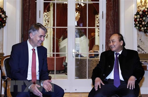 Chủ tịch nước đề nghị chính quyền hai thành phố Bern và Hà Nội tăng cường hợp tác