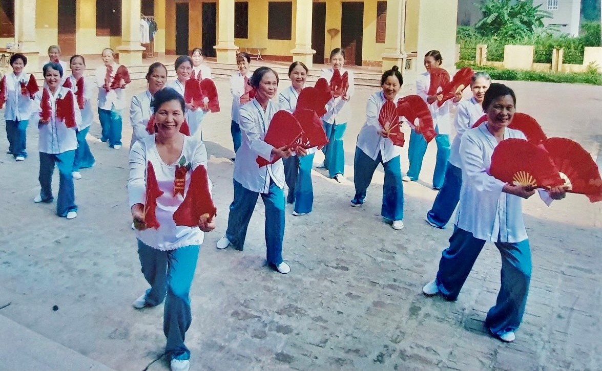 Mô hình CLB Liên thế hệ tự giúp nhau Điểm tựa của người cao tuổi