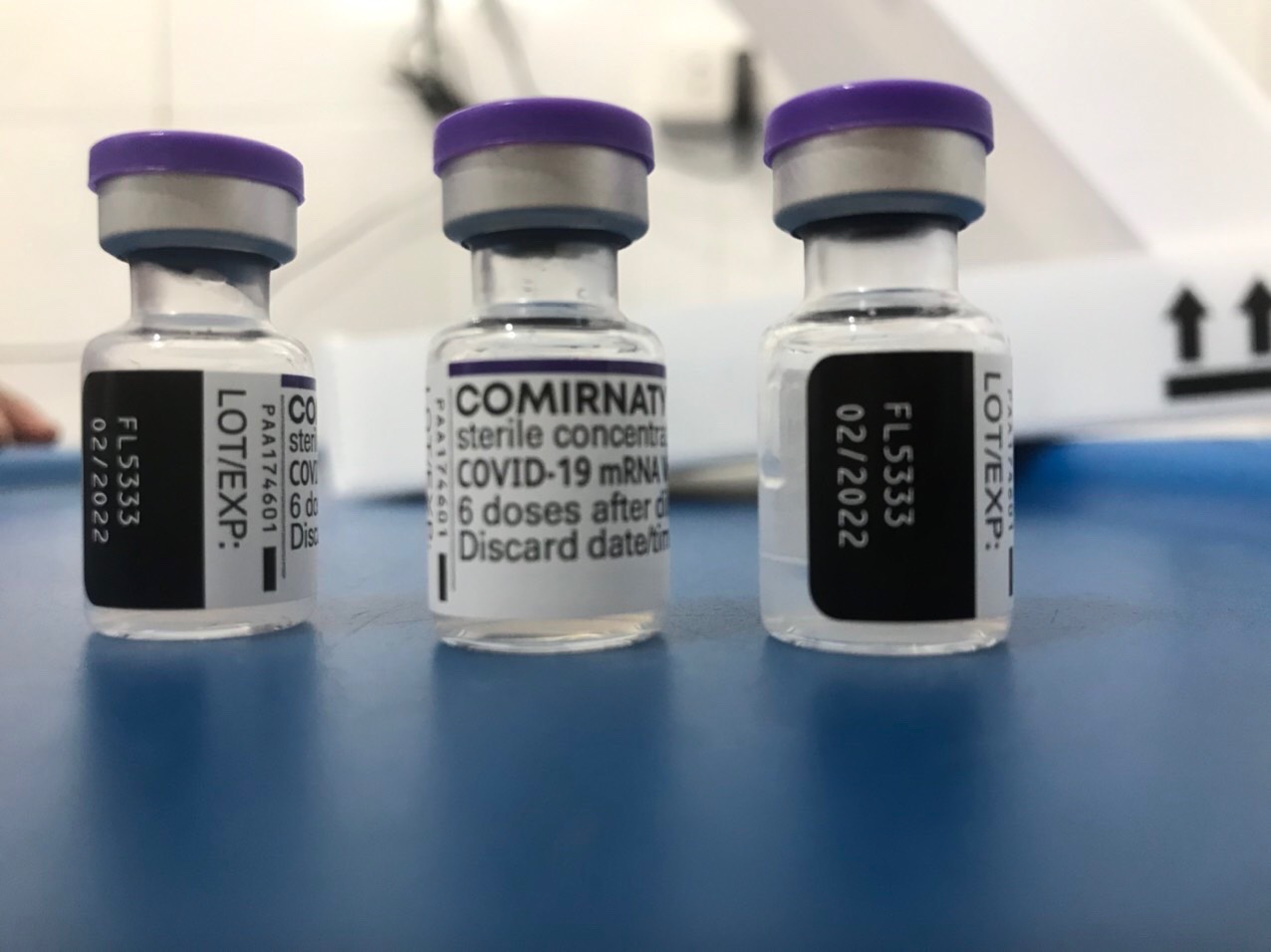 Gia hạn vắc xin Pfizer thực hiện theo thông lệ của quốc tế, Việt Nam không tự động gia hạn