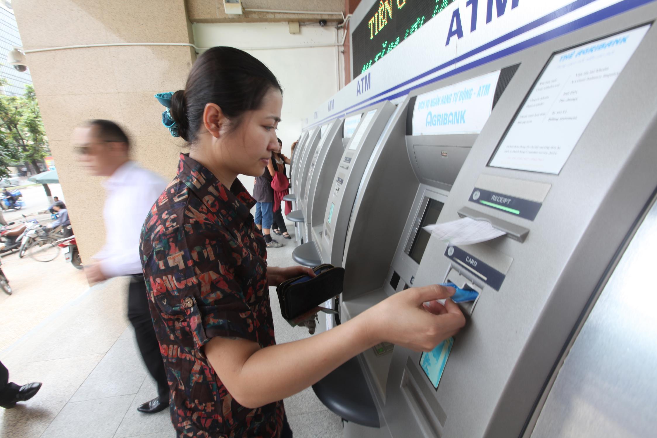 Thẻ từ vẫn giao dịch bình thường sau ngày 31 12