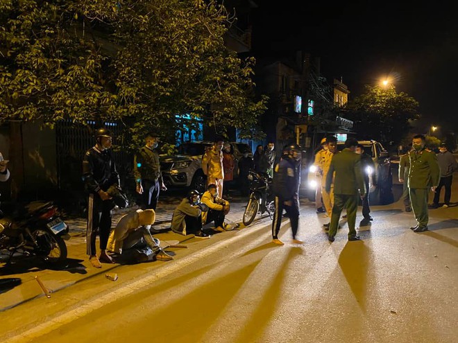 Đua xe, chống người thi hành công vụ có thể bị phạt 7 năm tù