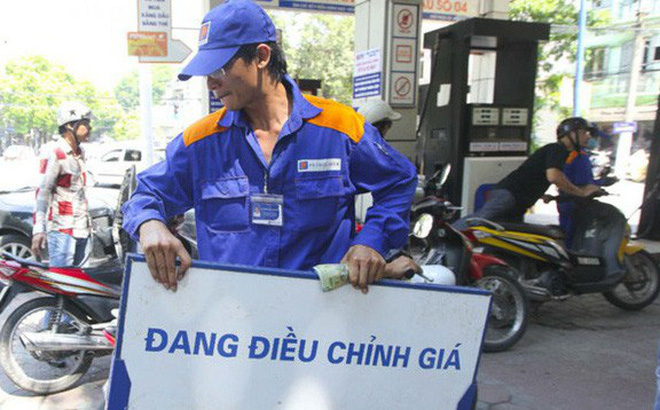 Lộ trình điều chỉnh giá xăng dầu trong năm 2022