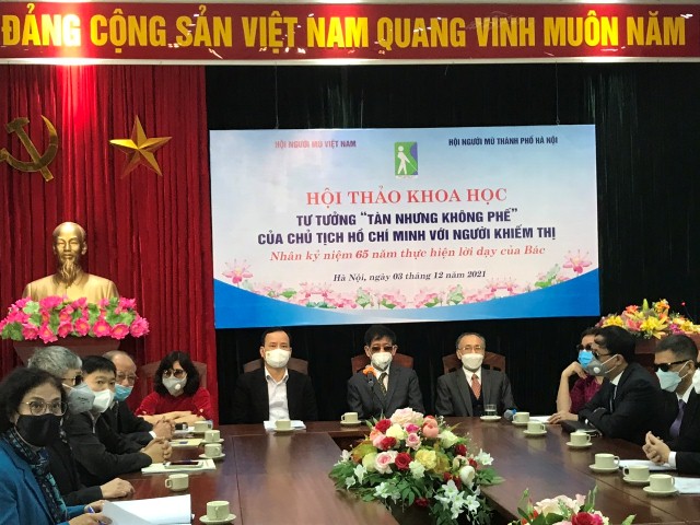 Những người Tàn nhưng không phế”