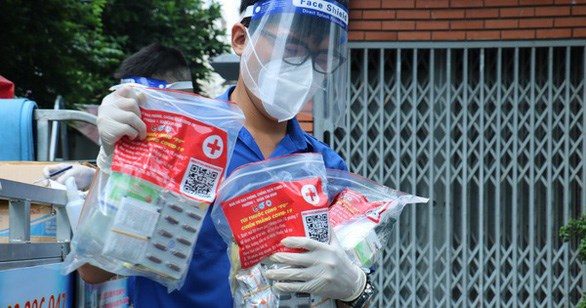 Hà Nội phân bổ 6 000 túi thuốc điều trị F0 tại nhà