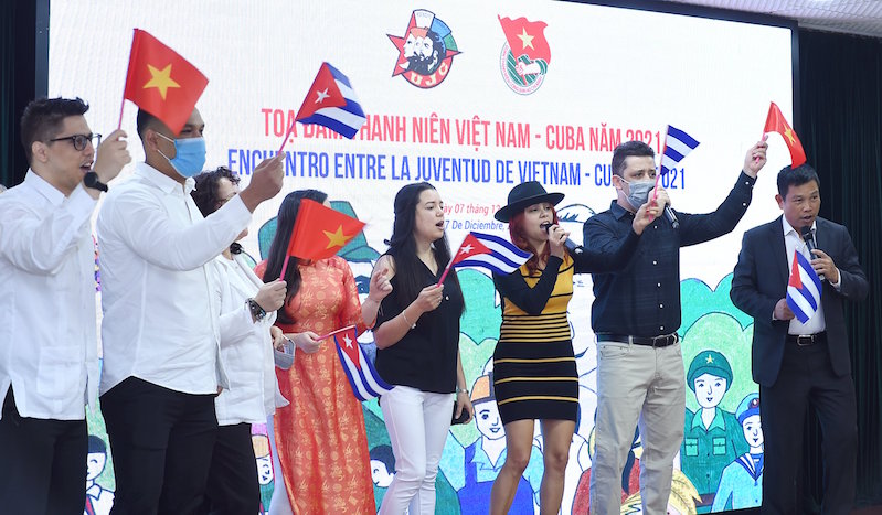 Mối quan hệ biểu tượng của thời đại và vai trò của thế hệ trẻ Việt Nam - Cuba