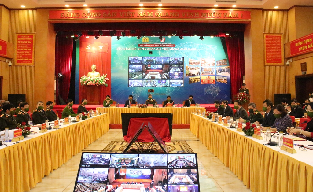 Đảm bảo chủ quyền quốc gia trên không gian mạng