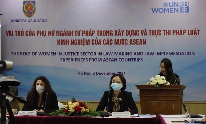 Nâng cao năng lực phụ nữ ngành Tư pháp