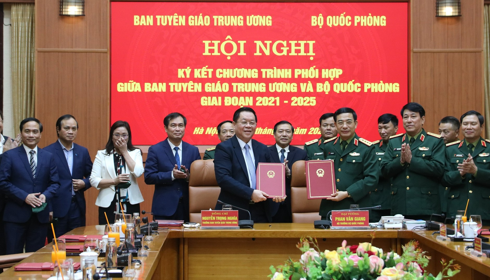 Tăng cường phối hợp giữa Ban Tuyên giáo Trung ương và Bộ Quốc phòng