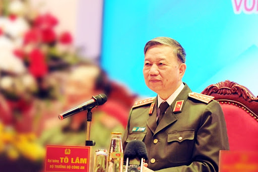 Xây dựng, chỉnh đốn Đảng trong tình hình hiện nay và những vấn đề đặt ra đối với công tác công an