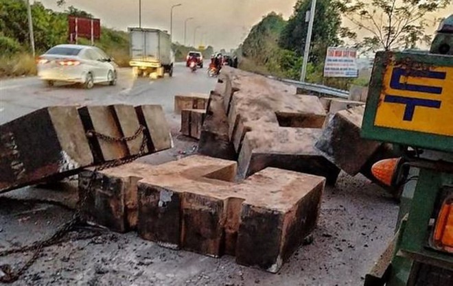 Để bê tông rơi làm chết người, tài xế chịu trách nhiệm gì