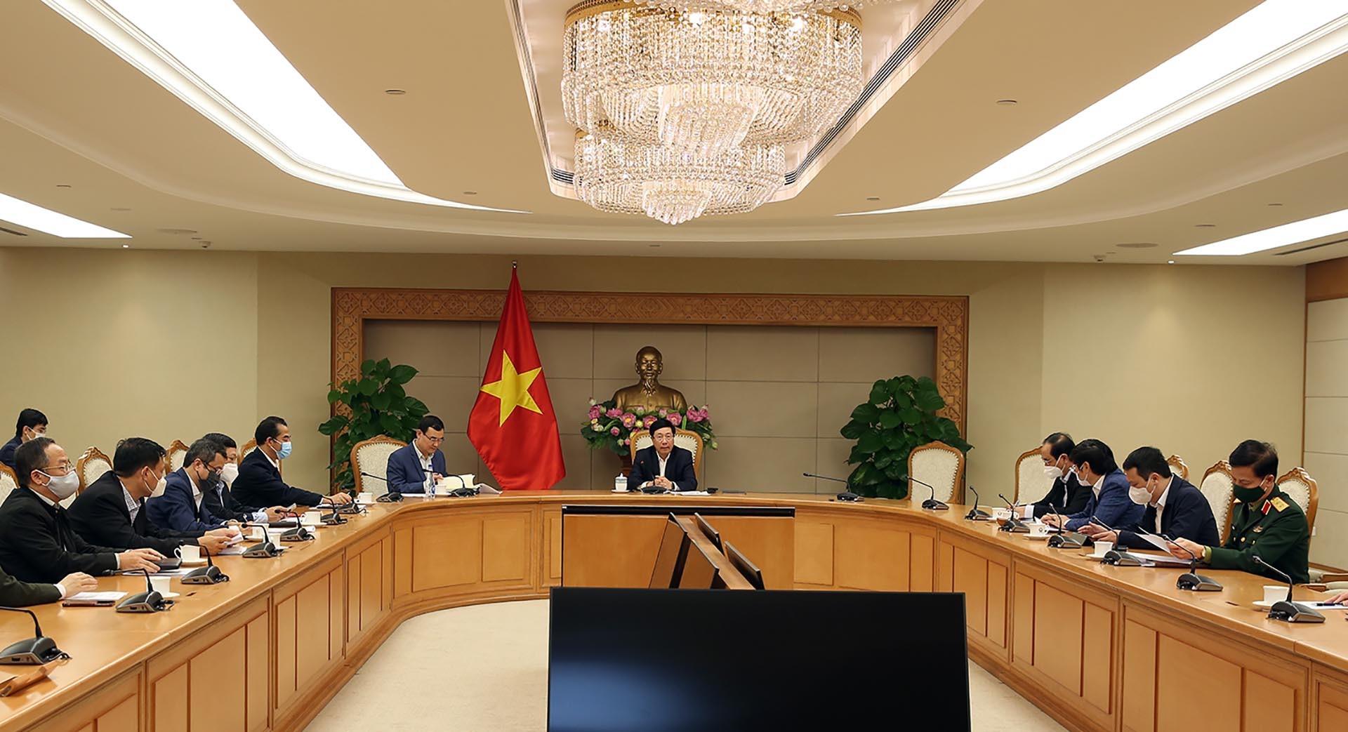 Thí điểm khôi phục các chuyến bay quốc tế từ ngày 01 01 2022