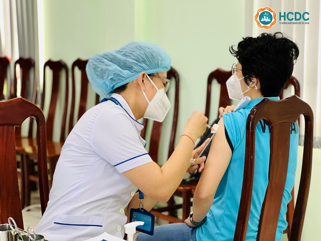 TP Hồ Chí Minh Khởi động chiến dịch tiêm vaccine phòng COVID-19 liều nhắc lại