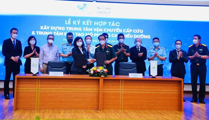 Bệnh viện Quân y 175 ký kết xây dựng và vận hành Trung tâm vận chuyển cấp cứu