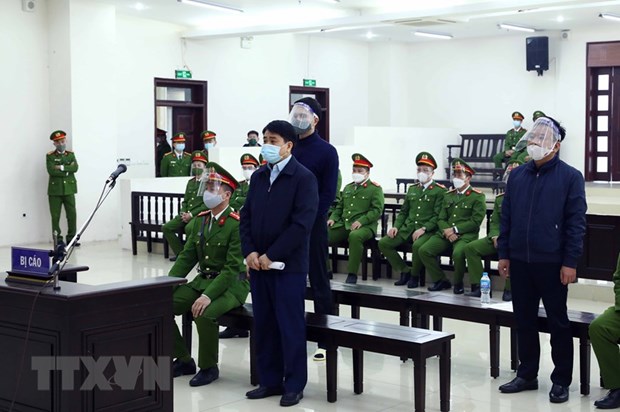 Gia đình ông Nguyễn Đức Chung nộp 10 tỷ đồng bảo lãnh nghĩa vụ thi hành án