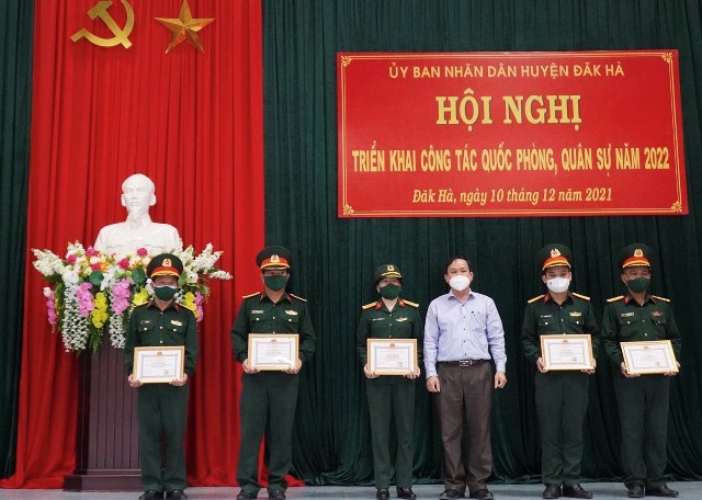 Cán bộ nuôi quân đam mê với công tác thiện nguyện