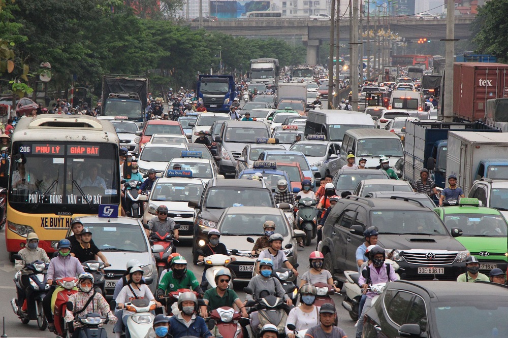 Hà Nội tổ chức lại giao thông nhiều tuyến đường