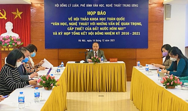 Văn học, nghệ thuật với những vấn đề quan trọng của đất nước