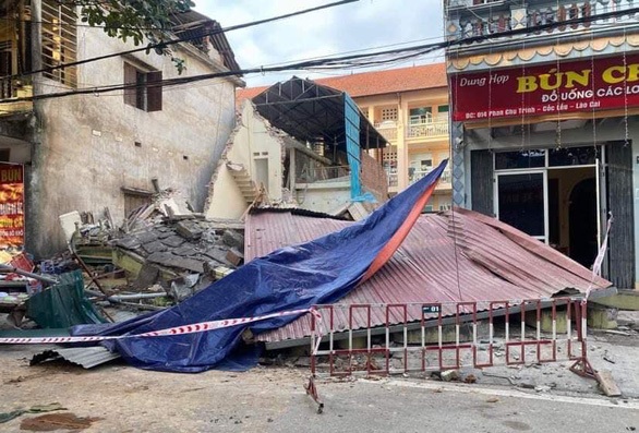 Trách nhiệm bồi thường khi đào móng nhà làm sập nhà hàng xóm