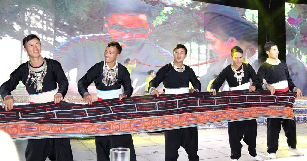 12 tỉnh tham dự Ngày hội Văn hóa dân tộc Mông lần thứ III