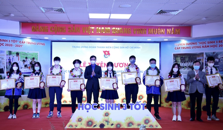 473 học sinh được tuyên dương “Học sinh 3 tốt” và “Học sinh 3 rèn luyện” cấp Trung ương