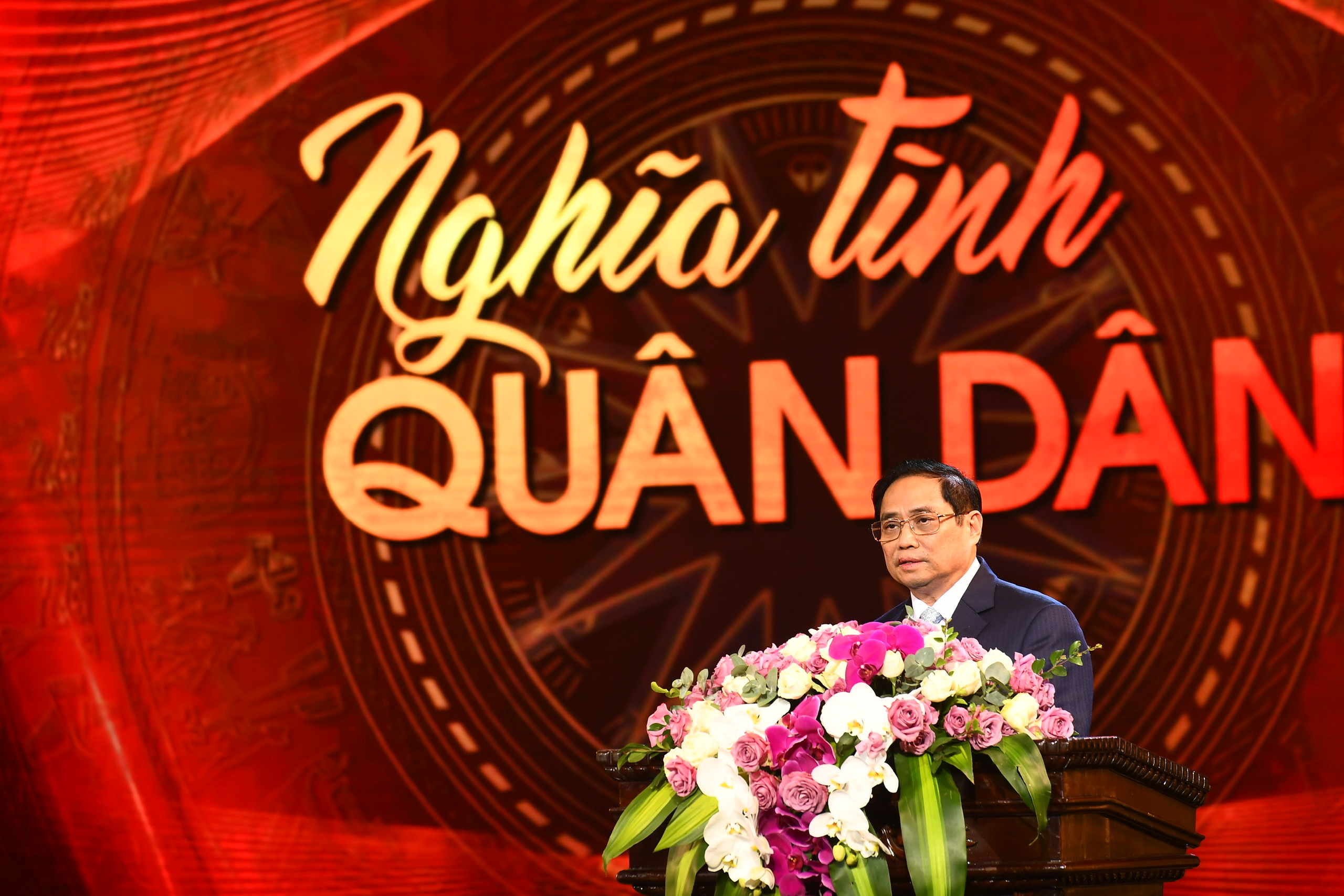 Nghĩa tình quân dân càng sâu sắc hơn trong những lúc gian khó và thử thách