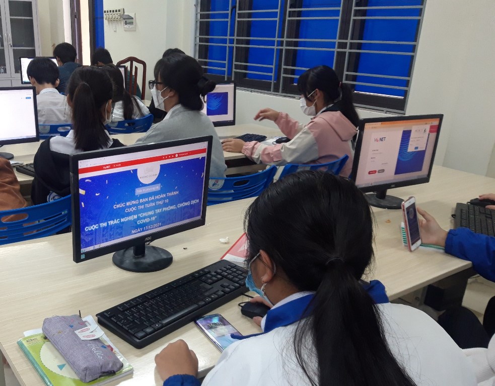 Hơn 13 vạn người thi trắc nghiệm “Chung tay phòng, chống dịch COVID-19” tuần 10