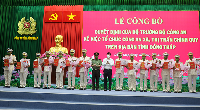 Đồng Tháp Toàn bộ công an các xã, thị trấn được tổ chức chính quy